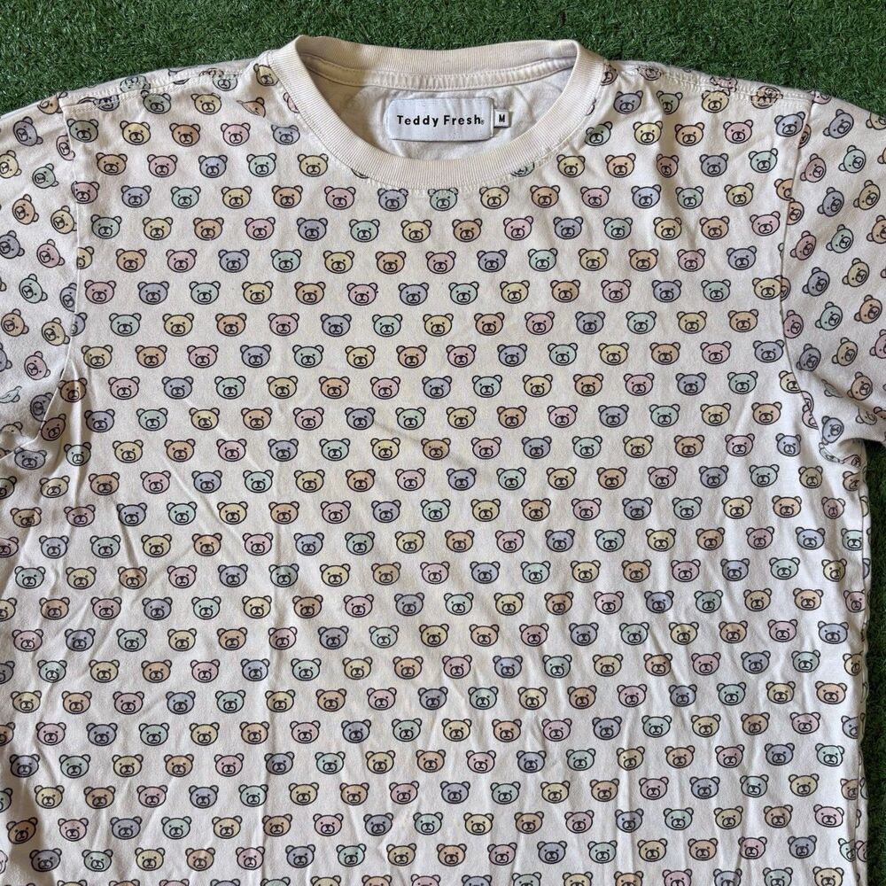 Teddy Fresh Shirt Men’s Medium White Rainbows Bears Ethan Klein Street Wear